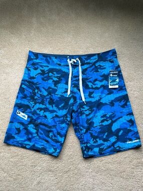 NWT Pelagic Men's Blue Fish Camo Unlined 4-TEK Boardshorts - Size 40 - Stretch